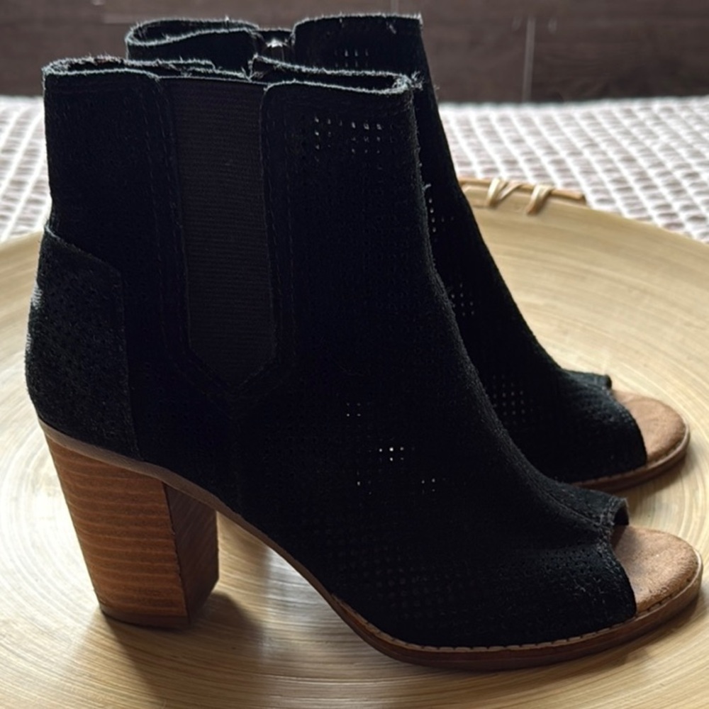 Toms Black Peep-Toe Heeled Boots
